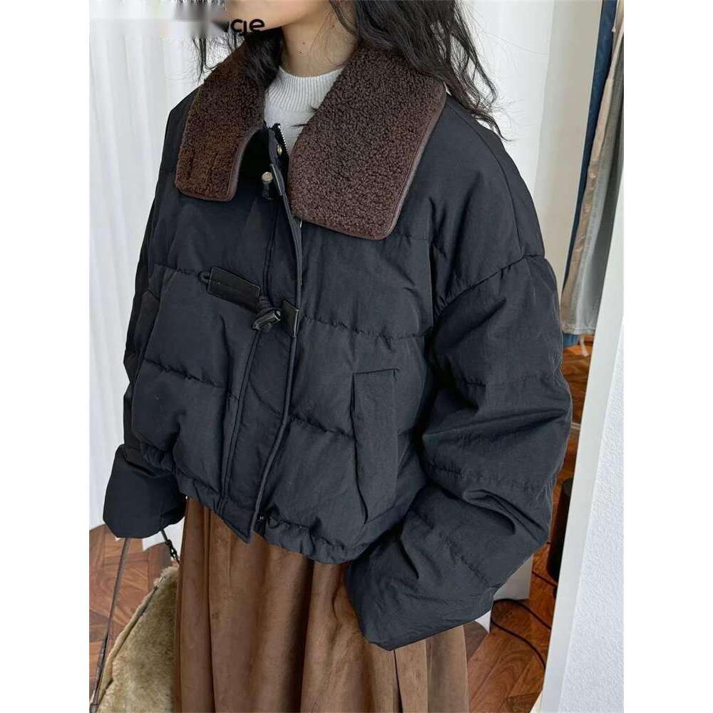 Hanorange 2024 Winter Fake Lambswool Collar Horn Button Padded Women Loose Silhouette Short Down Jacket Black