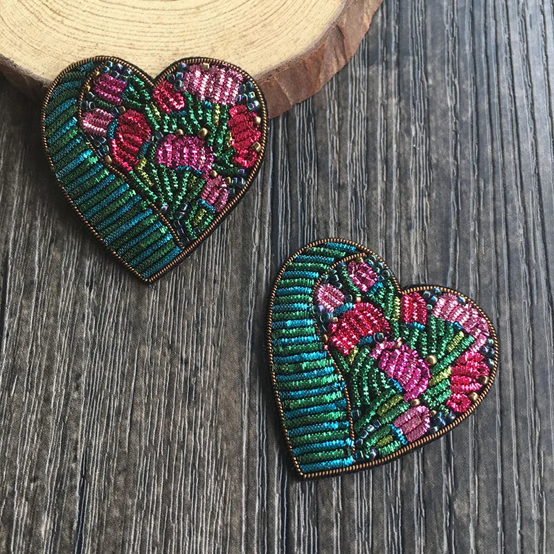 Rose heart atmospheric simple DIY hand-sewn silk plants flower brooch India 250225