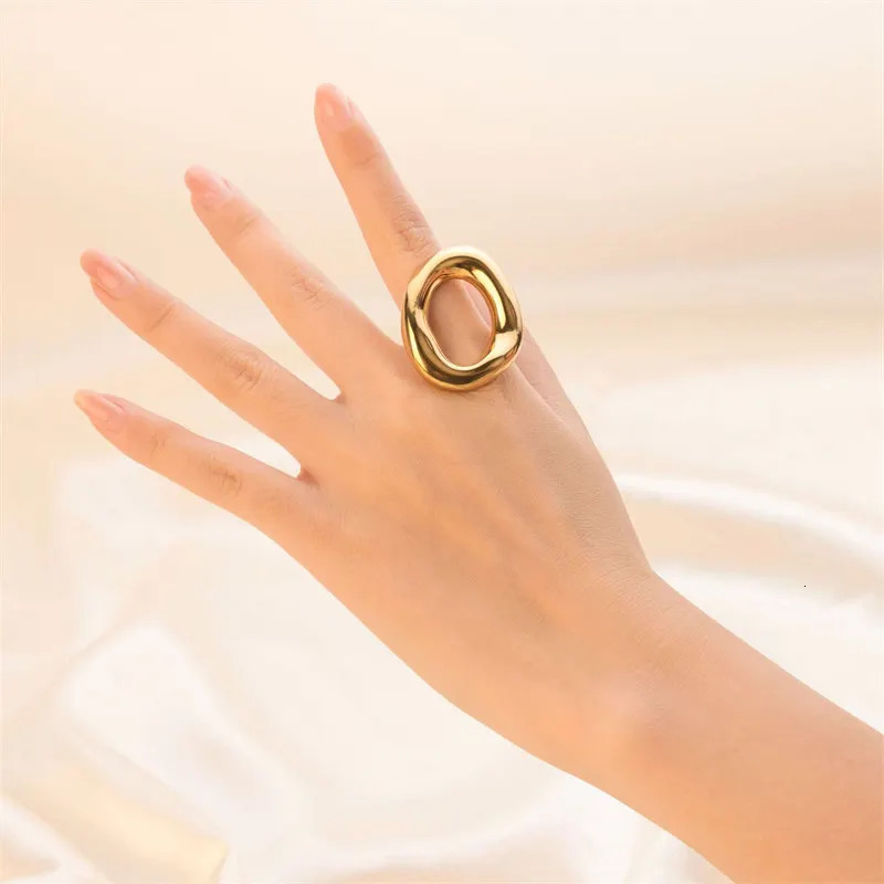 Stainless Steel Chunky Rings For Women Gold Color Waterproof Womens Hyperbole Large Ring Simple Geometric Aesthetic Female Ring 250225