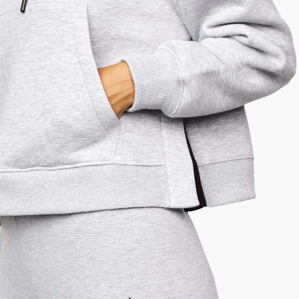 Moeed Couture 2022 ODM Custom Crop Top Solid Hooded Pullover Women Lightweight Comfy Fleece Breathable Knitted Hoodie Cute Style