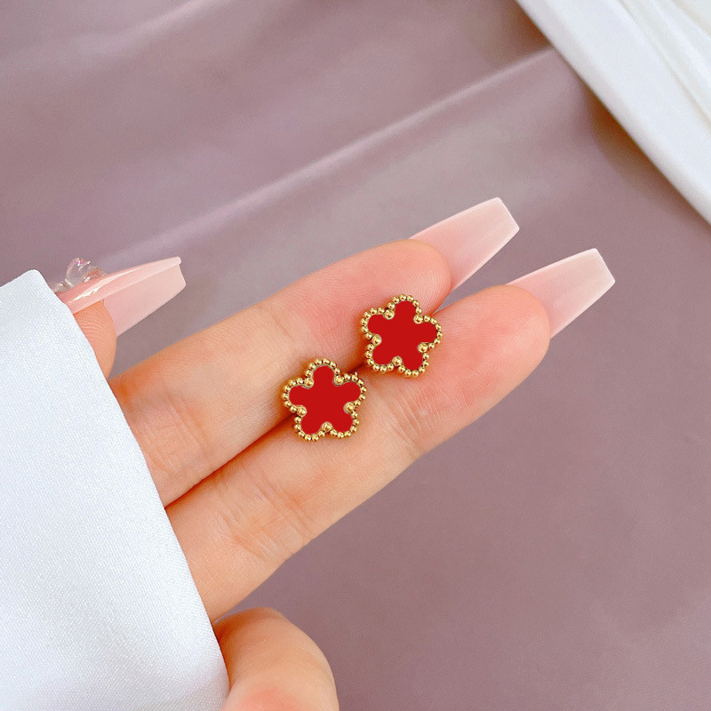 Classical Titanium Steel Five-Leaf Flower Stud Earrings for Women Ladies Designer Stainless Steel Five-leaved Clover Earrings Birthday Jewelry Gift