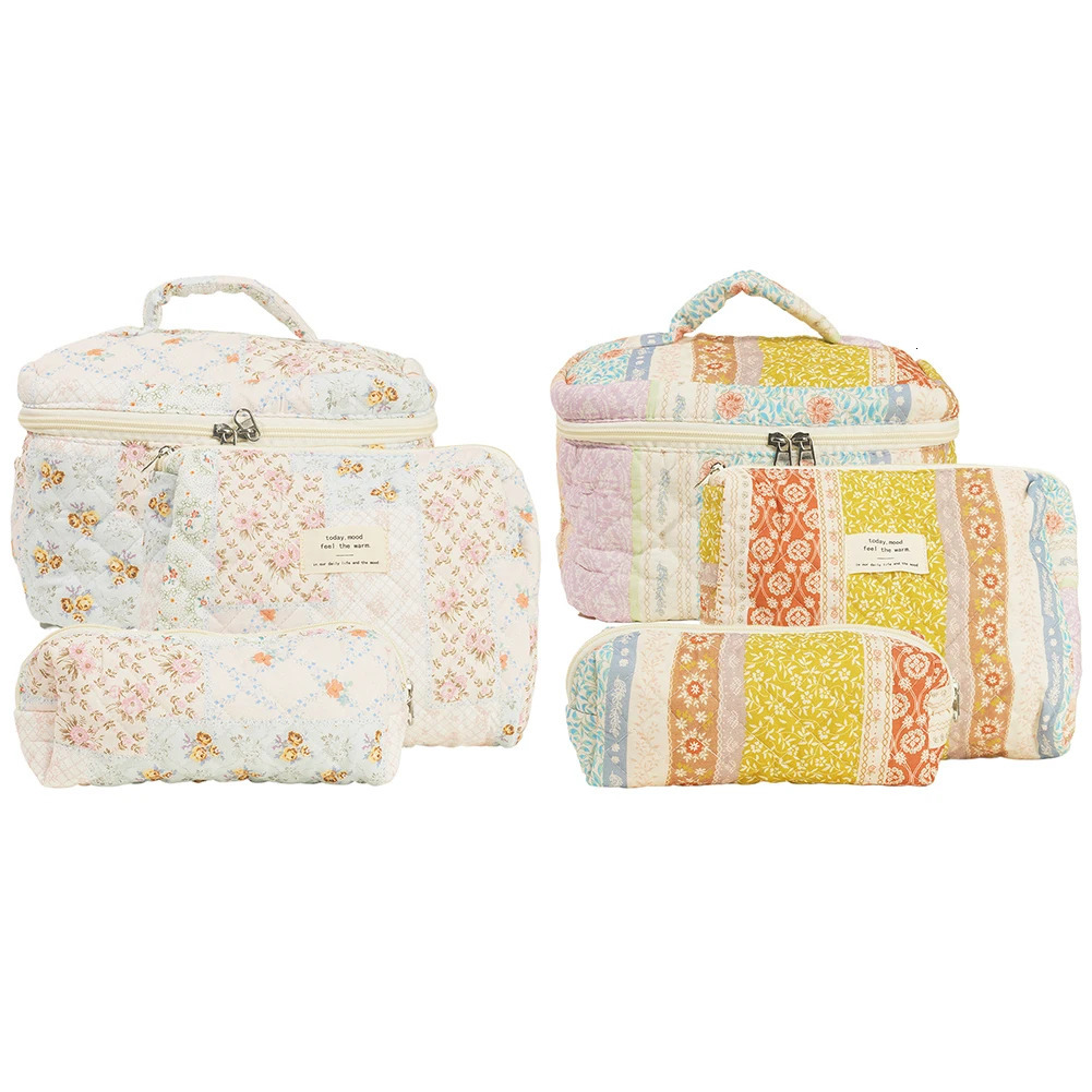 Women Large Toiletry Organizer Bag 3 Pcs Cotton Quilted Floral Cosmetic Bag Zipper Toiletry Bag Travel Bag 250221