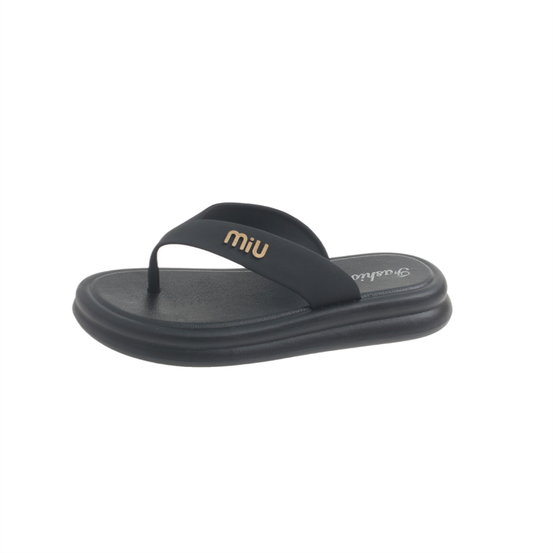 free shipping designer Slippers new 2025 summer breathable and comfortable sandals Casual Flip Flops for woman black