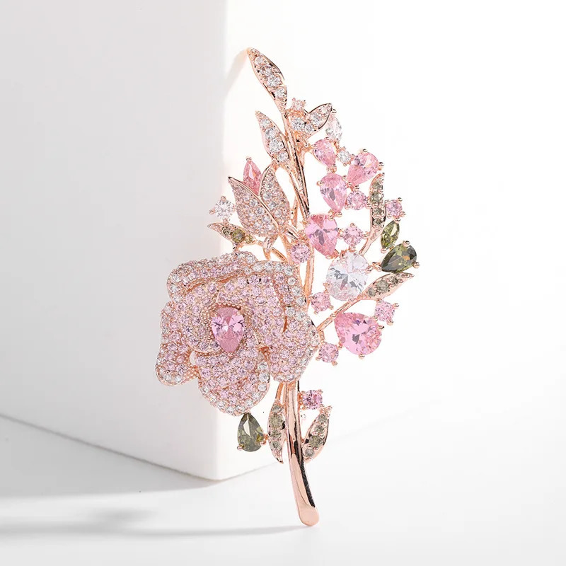 SUYU Copper Micro Inlaid Cubic Zirconia Rose Womens Brooch Dinner Dress Accessories 250225