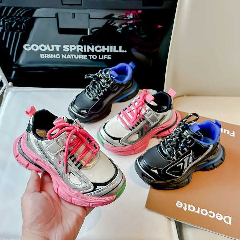 Athletic Outdoor 2025 New Childrens Casual Shoes for Girls and Boys Fashionable N Style Soft Bottom Anti Slip Edition Student Sports Shoes S25226