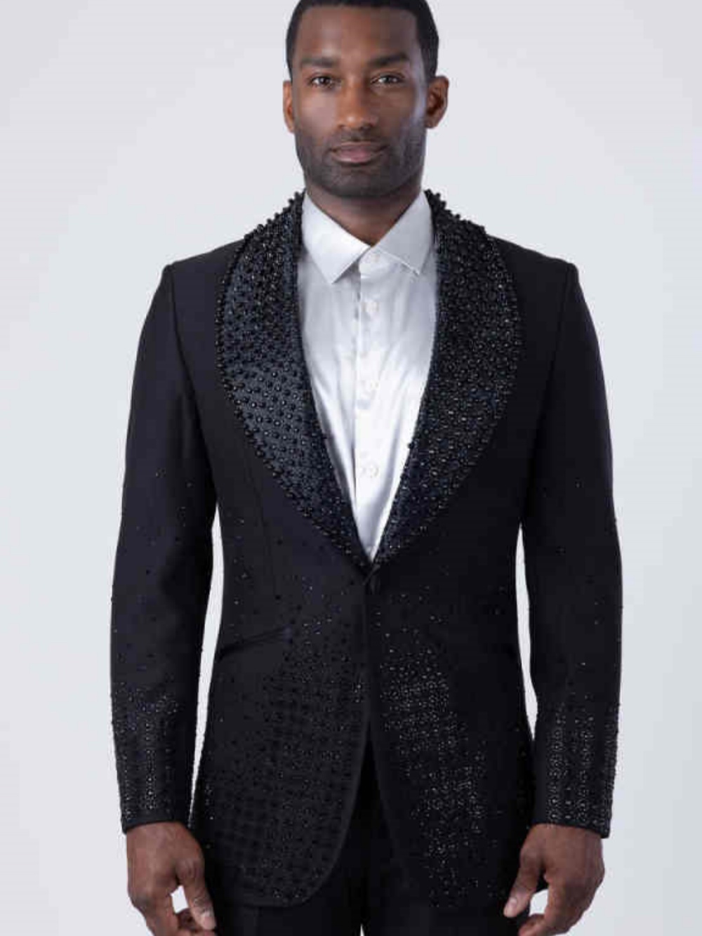 Luxury Wedding Tuxedos Beaded Pearls Men Suits Shawl Lapel 2 Piece Set Jacket Pants Business Blazers Customized High Quality