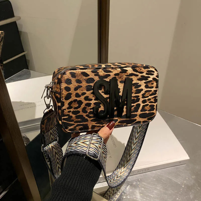 Women Bag Small Square Bag Phone Purse Retro Leopard Print Camera Bag Letters Lady Shoulder Crossbody Bags 250225