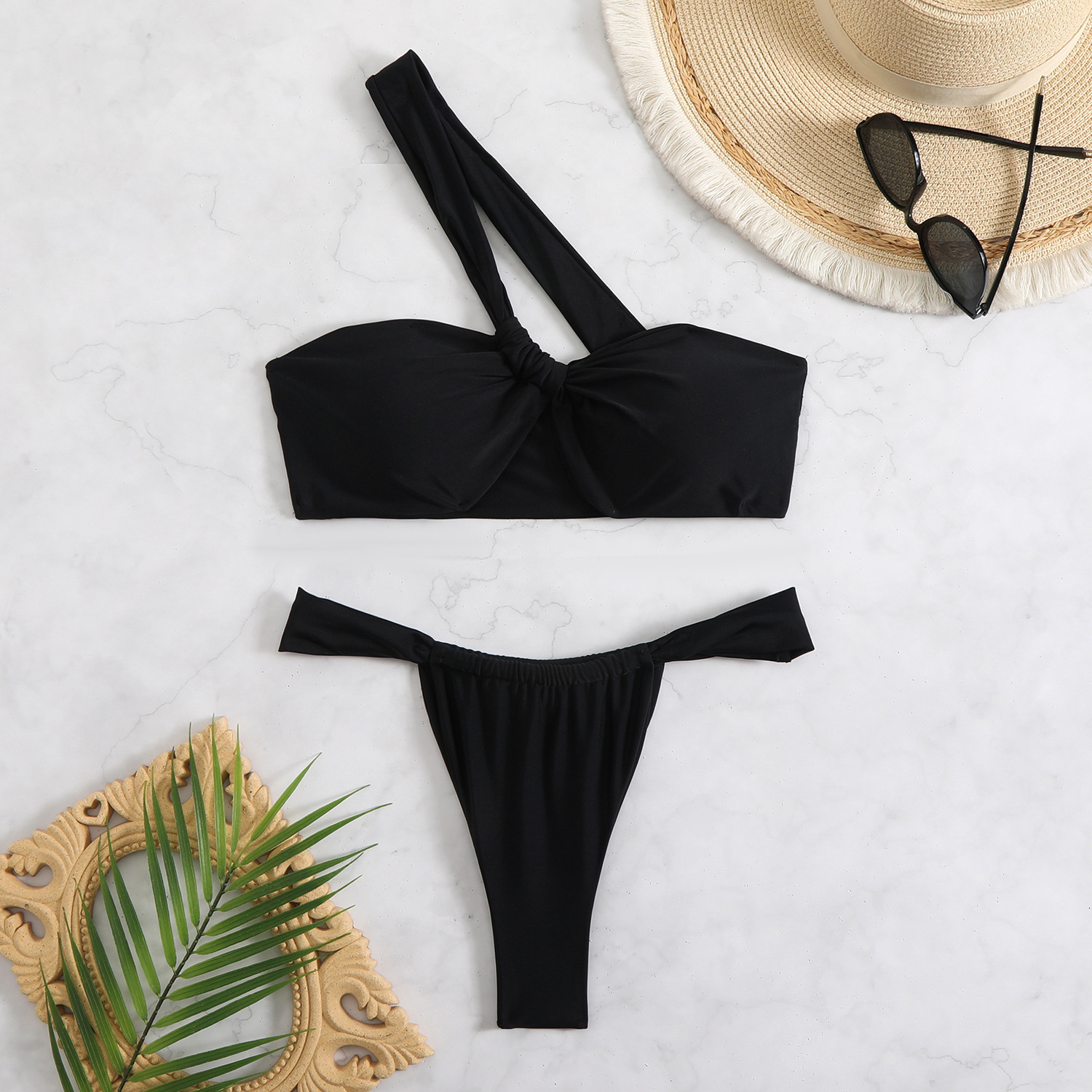 2025 new for women with sloping shoulders, sexy, high elasticity, durable swimming clothes, split body, high-end feeling, hot spring swimsuit bikini