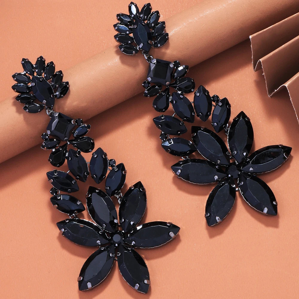 Exaggerated Black Crystal Dangle Earrings Piercing for Drag Queen Fashion Shape Large Rhinestone Ear Jewelry Handmade Party 250225