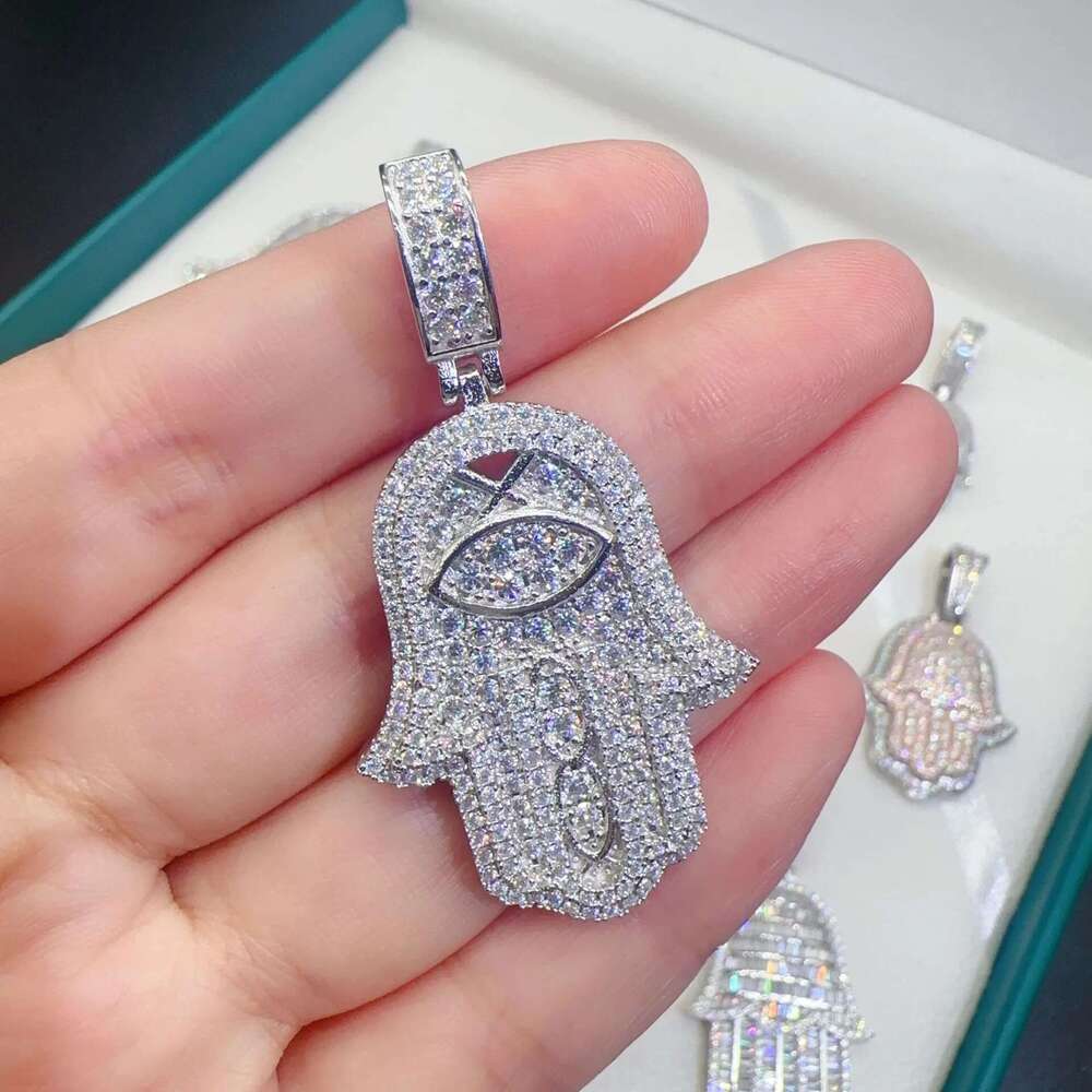 Hip Hop Baguetee Moissanite Hamsa Hand Pendant Sterg Sier Iced Bg Lab Mosan Dia Fatima Necklace Punk Pass Tester