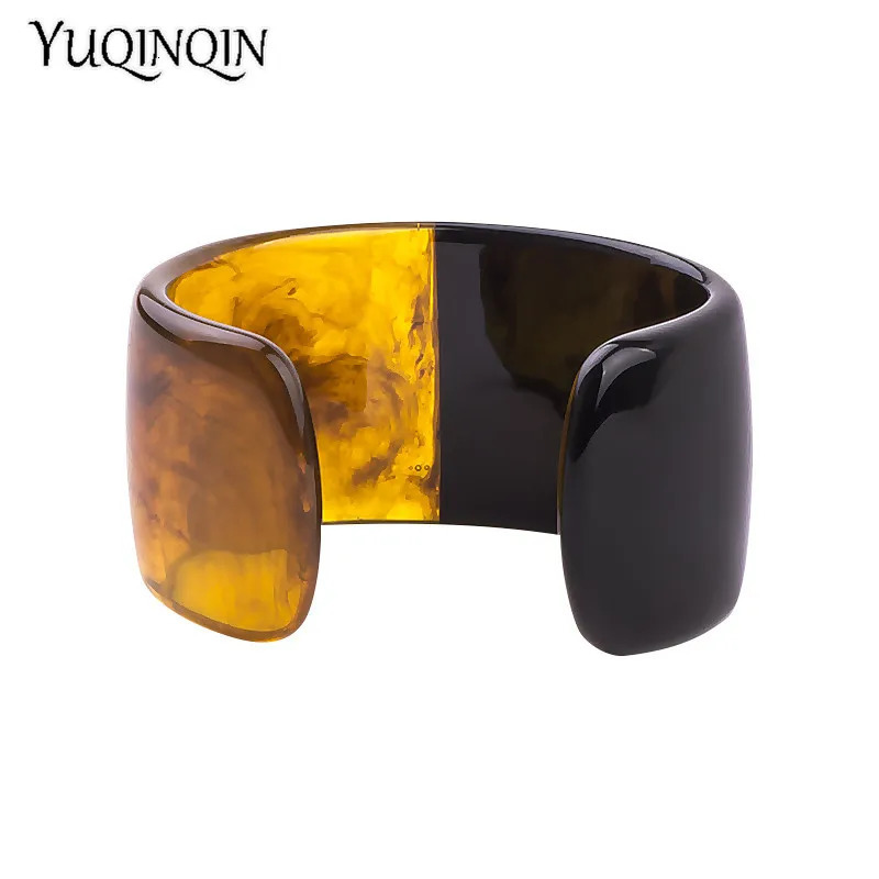Vintage Resin Cuff Bracelet Bangles for Women Colorful Acrylic Wide Open Bracelet Charms Female Simple Party Fashion Jewelry 250225