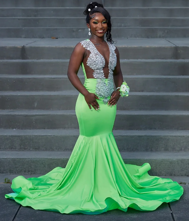 Lime Green African American Prom Dresses For Black Girls Mermaid Sheer Neck Crystals Beads Elegant Robe De Soiree Evening Gowns