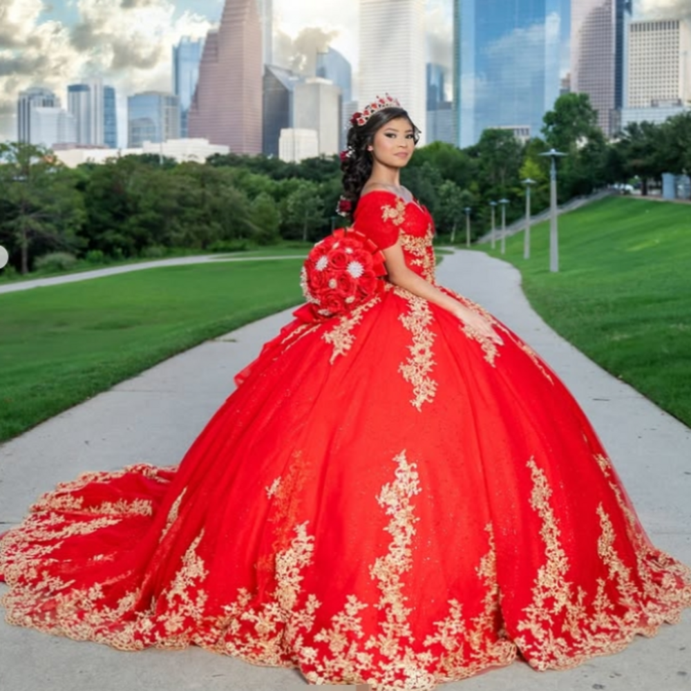 Luxury Red And Gold Quinceanera Dresses 2025 Puffy Ball Gown Cap Sleeve Vestidos De 15 Anos Elegant Debutante Sweet 16 Dress Formal Birthday Party Dre
