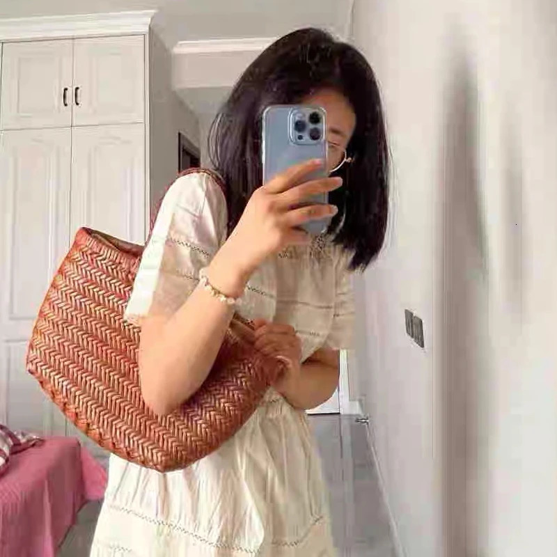 Genuine Leather Handwoven Tote Bags For Women er Handbags And Purses 2024 In Cowhide With Inner Pocket Shoulder 250224