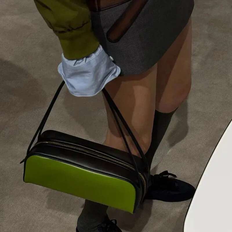 2025 Brand Genuine Leather Portable Bowg Women's Super Fire Color Splicing Advanced Sense Shoulder Commuter Underarm Bag