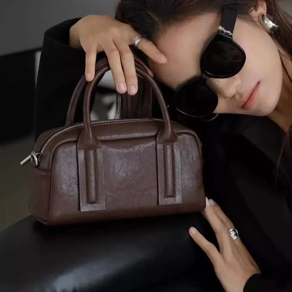 Retro Top-Grain Vegetable Tanning Cow Leather Women Bowg Boston Tote Coffee Color Cowskin Female Handbag Shoulder Bag 24Cm