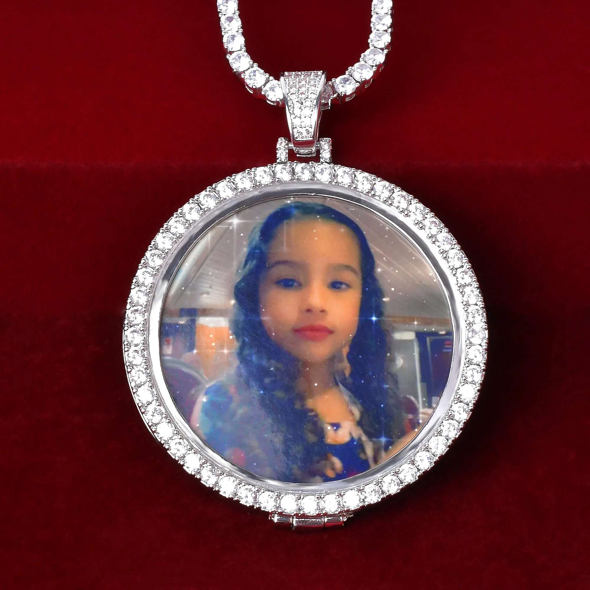 Aokaishen Custom Photo Necklace for Men Picture Memory Medallions Personalized Pendant Hip Hop Fashion Jewelry Iced Out