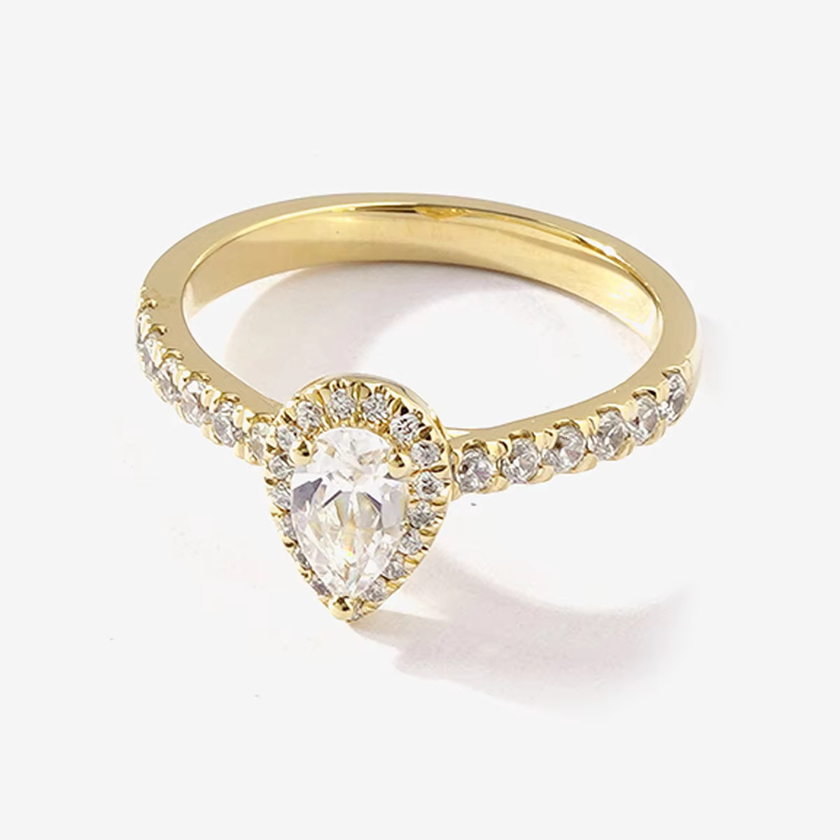 Halo Pave 4/5 CT Pear Cut Moissanite Dia Zircon Sterg Sier Gold Plated Engagement Ring