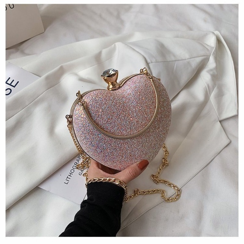 Summer-Ready Vintage Shoulder Bag - Elegant Crossbody Portable Love Accessory