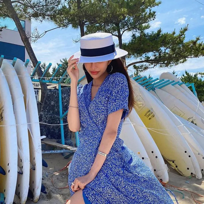 Summer Unisex Flat Top Sun Hats For Women And Men Solid Color Wide Brim Black Ribbon Beach Straw Hat Foldable Holiday Cool Caps 250218