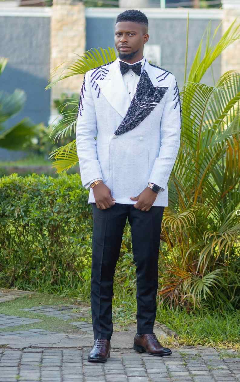 Gorgeous Wedding Tuxedos Splicing Colors Beading Double Breasted Men Suits Peaked Lapel 2 Piece Set Jacket Pants Business Blazers Customized