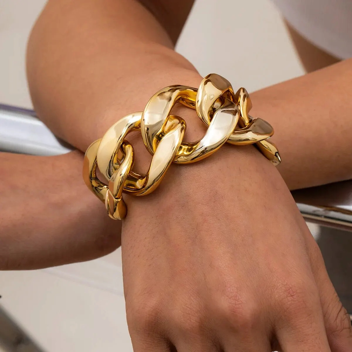 Exaggerated Acrylic CCB Big Chain Bracelets for Women Vintage Punk Cuban Curb Link Charm Bangles Couple Jewelry Steampunk Men 250225