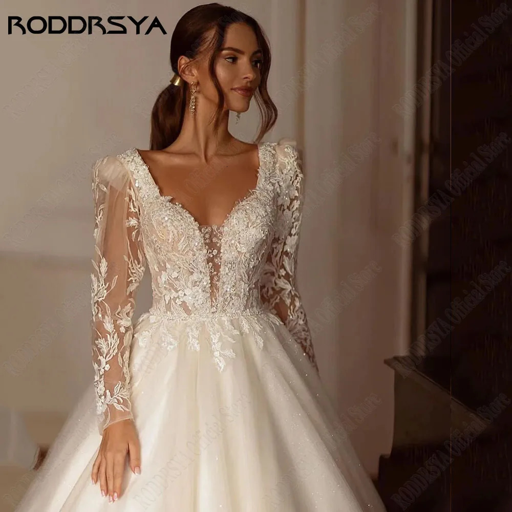 RODDRSYA Shiny Long Sleeves Wedding Dress ALine Lace Up Bridal Gowns Applique Beading VNeck Customized 250224