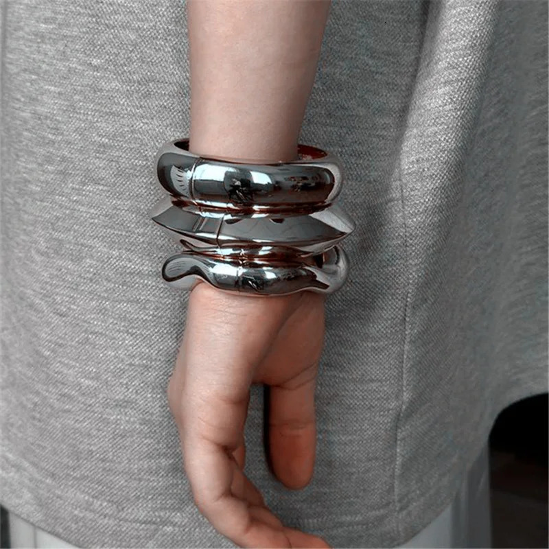 Vintage Irregular Resin Acrylic Chunky Bangles for Women Exaggerated Geometric Metal Charm Bracelets Party Jewelry Gifts 250225