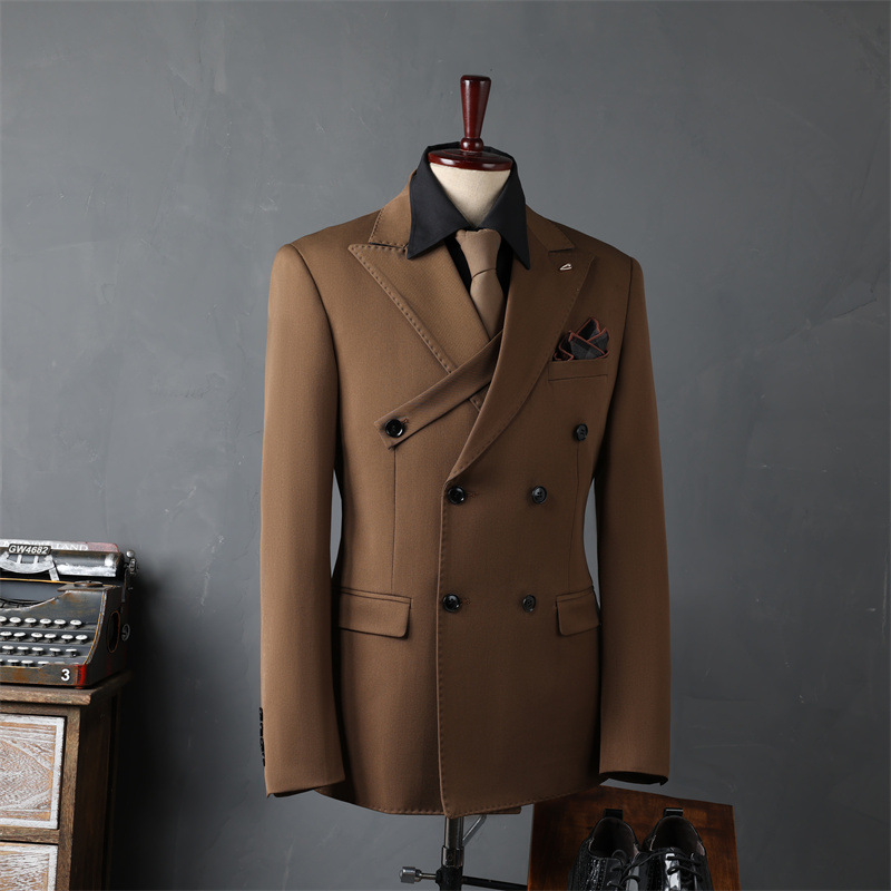 B226Stylish Businessmen's Choice: Premium Men's Double-Breasted Suits with a Modern Touch