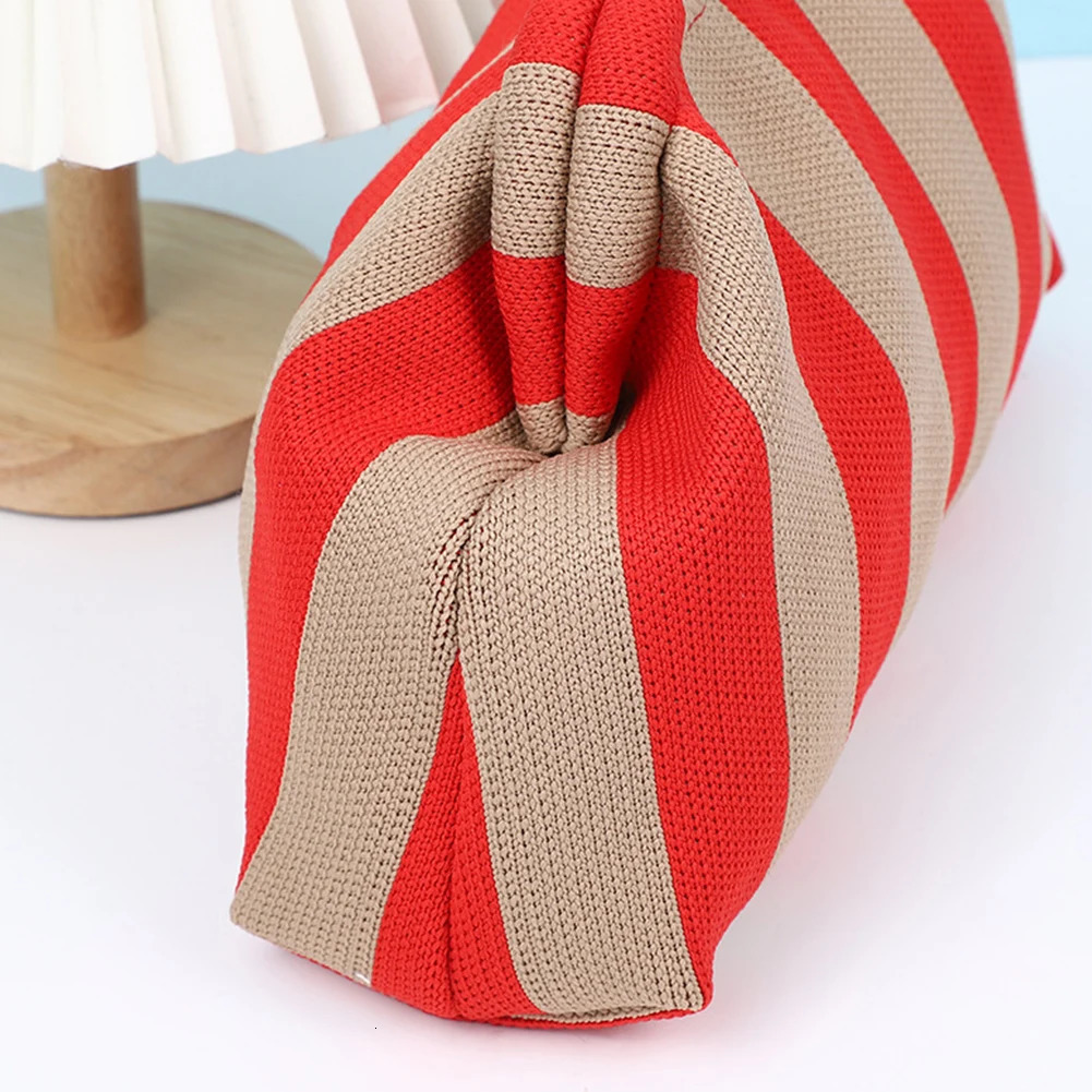 Women Knitted Clutch Purse Contrast Color Knit Stripe Purse Knitting Dumpling Clutch Woven Bag for Female 250224
