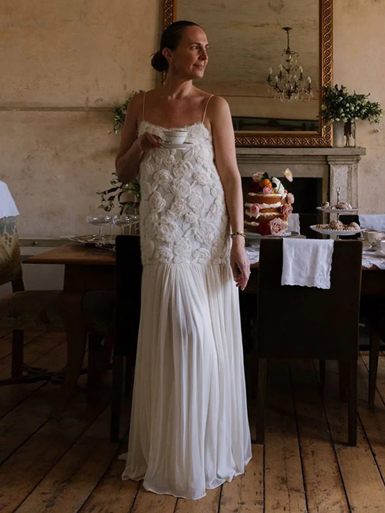 Elegant 3D floral party dress for women strapless backless hip bag patch work pleated evening dress for women spring womens dress 250225