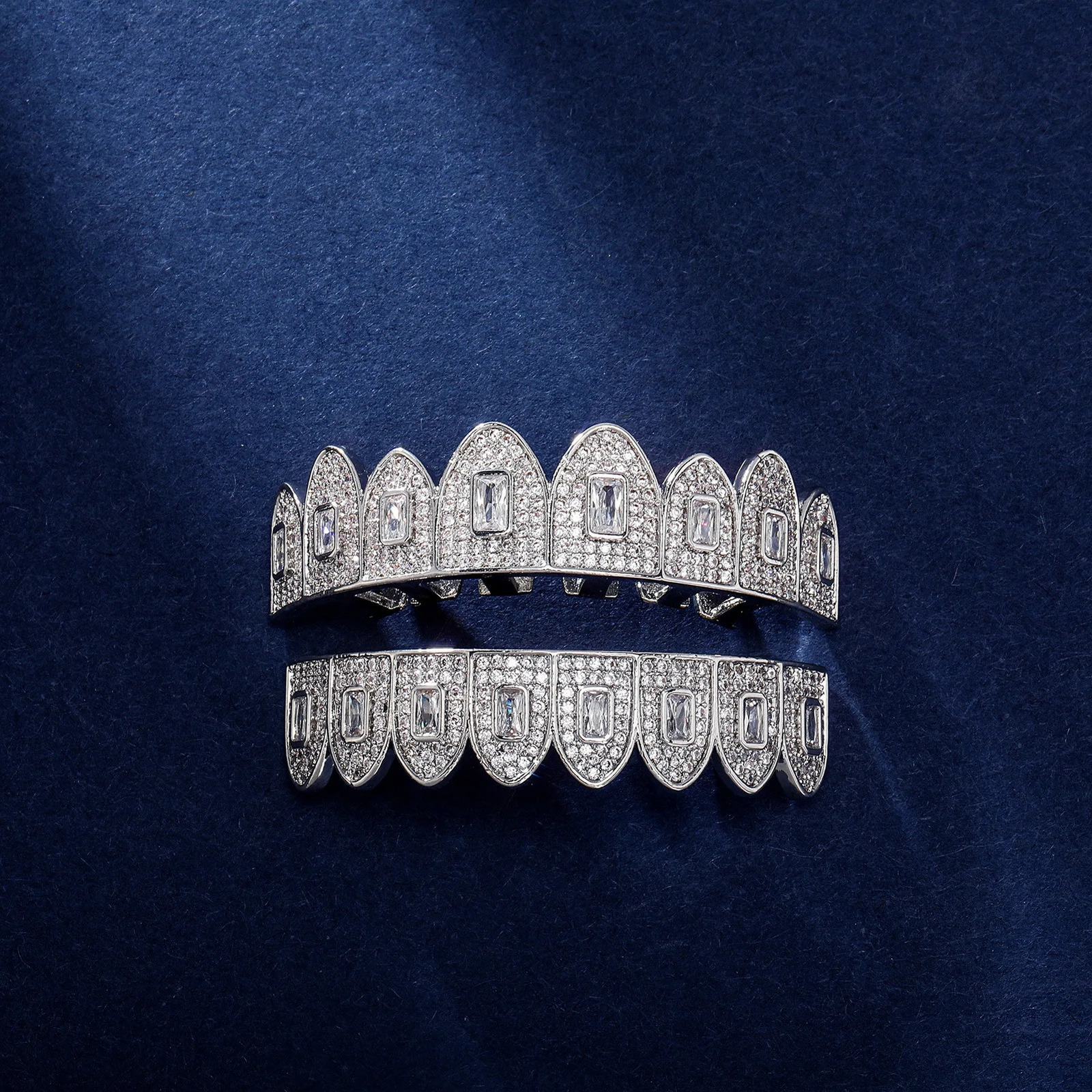 Hip Hop Teeth Irregular Rhinestones Silver 18K Gold Plated Teeth Rapper Jewelry Iced Out Grills For Men Women 250220