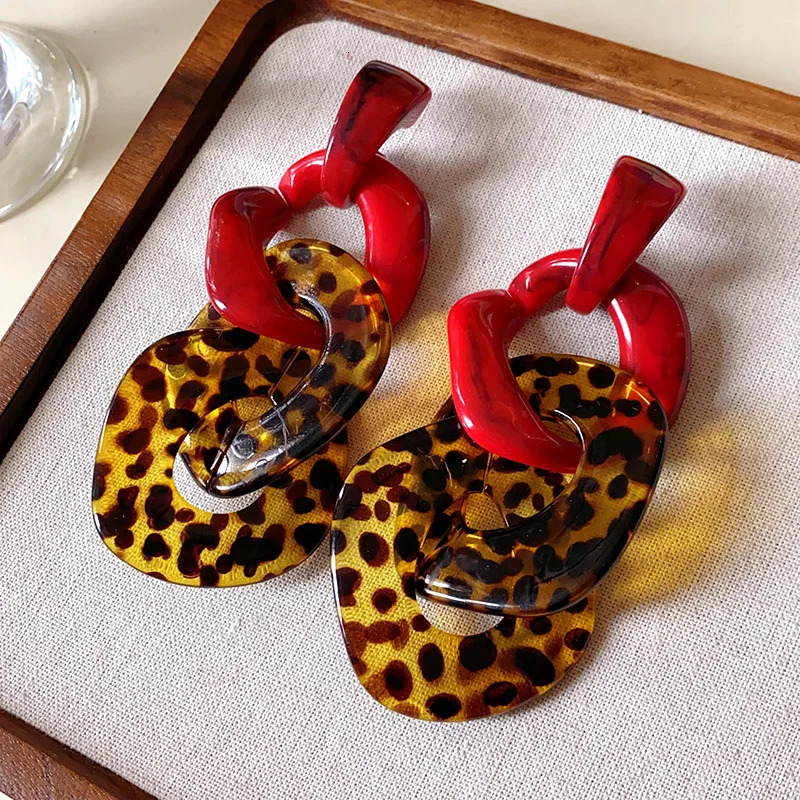 Acrylic Rhomboid Geometric Red Coffee Color Leopard-print Chain Long Dangle Earrings for Women Personality Retro Fashion Jewelry 250225