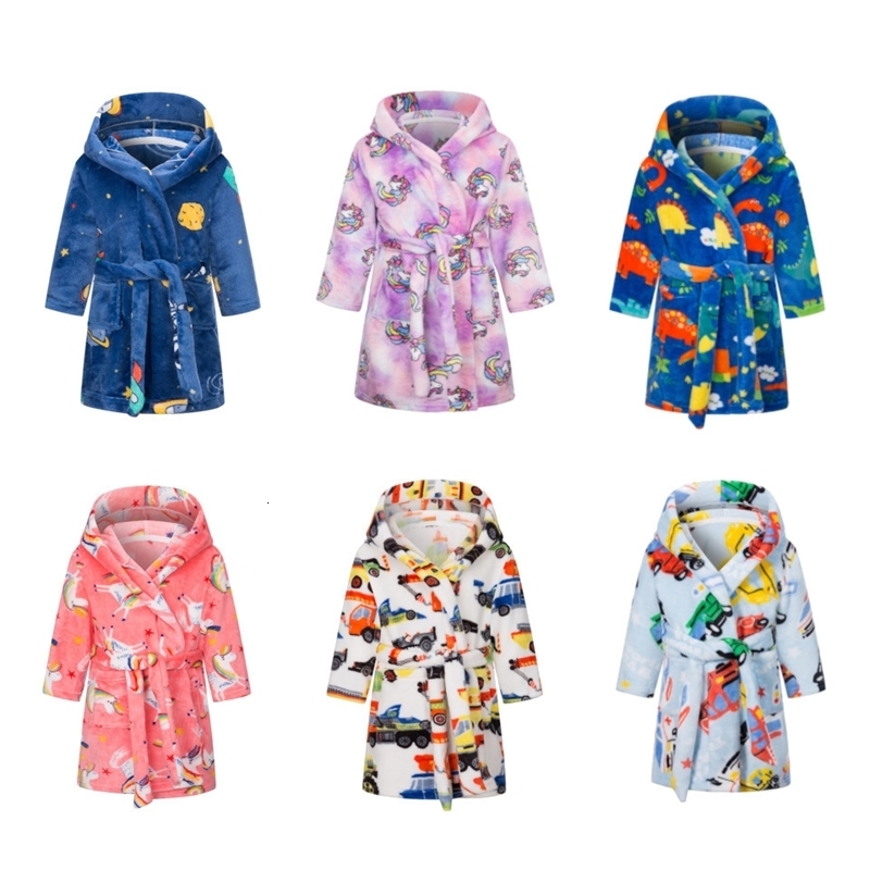 Kids Hooded Flannel Bathrobe Boys Girls Cartoon Bath Robes Soft Warm Pajamas Long Sleeves Towel Robe 250226