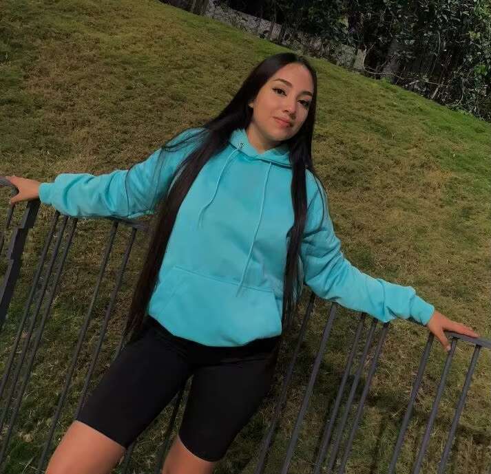 Premium Heavy Fleece Hooded Pullover Sweatshirt Customized Oversized Hoodie Men And Women For Winter