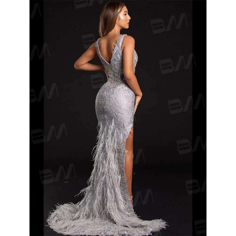 Sexy Ball Gown with Feathers High Side Slot Spaghetti Straps Evening Frisbee Nude Back Party Dress prom Gala Dresses