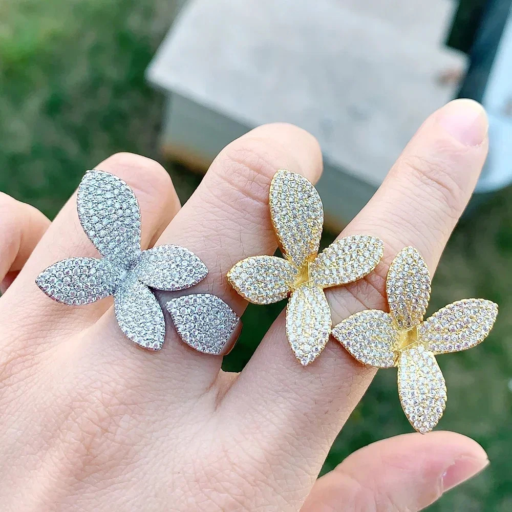 2025 Iced Out Sparkling Cubic Zirconia Cz Leaf Flower Open Adjusted Rings High Quality Women Bridal Wedding Jewelry 250225