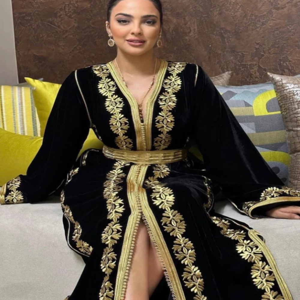 Traditional Moroccan Caftan Prom Dress Black And Gold Embroidery Long Sleeve Arabian Evening Dress Luxury Dubai Turkish Formal Party Gowns Robe De Mar
