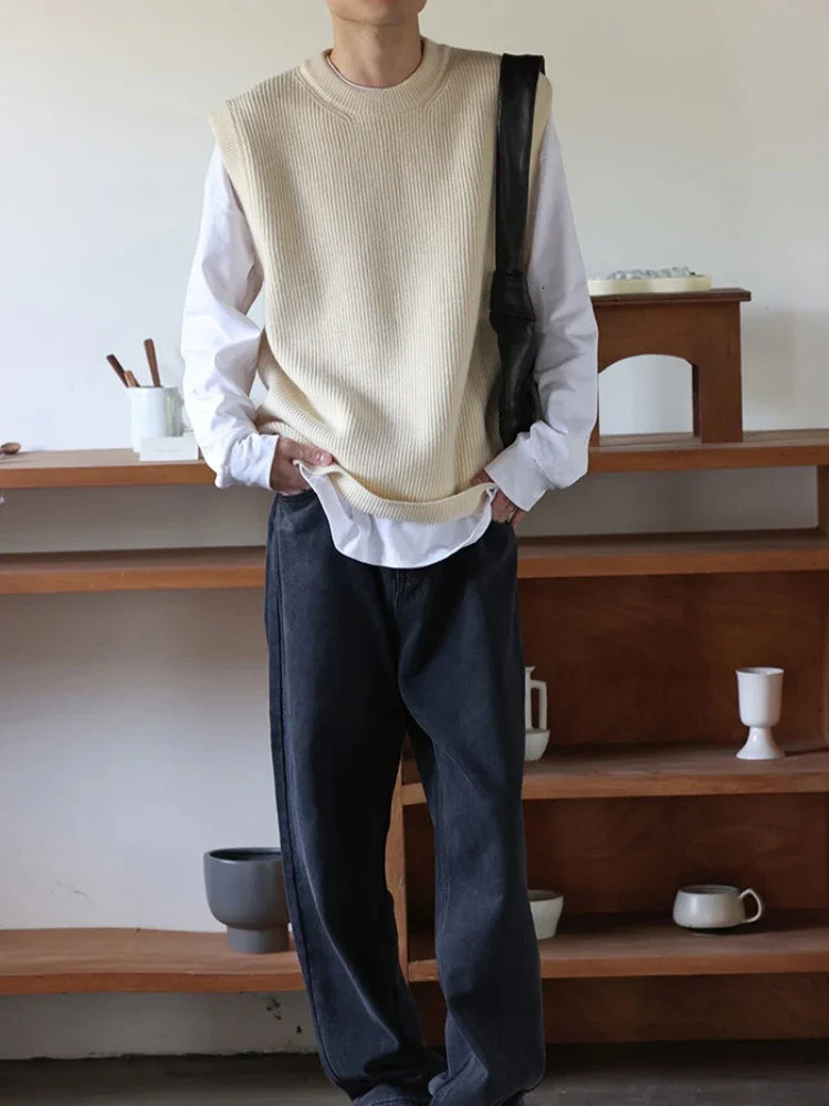 Knit Sweater Male Sleeveless Solid Color Mens Clothing Waistcoat Vest Crewneck Black Round Collar Plain Korean 2024 Autumn Old 250225