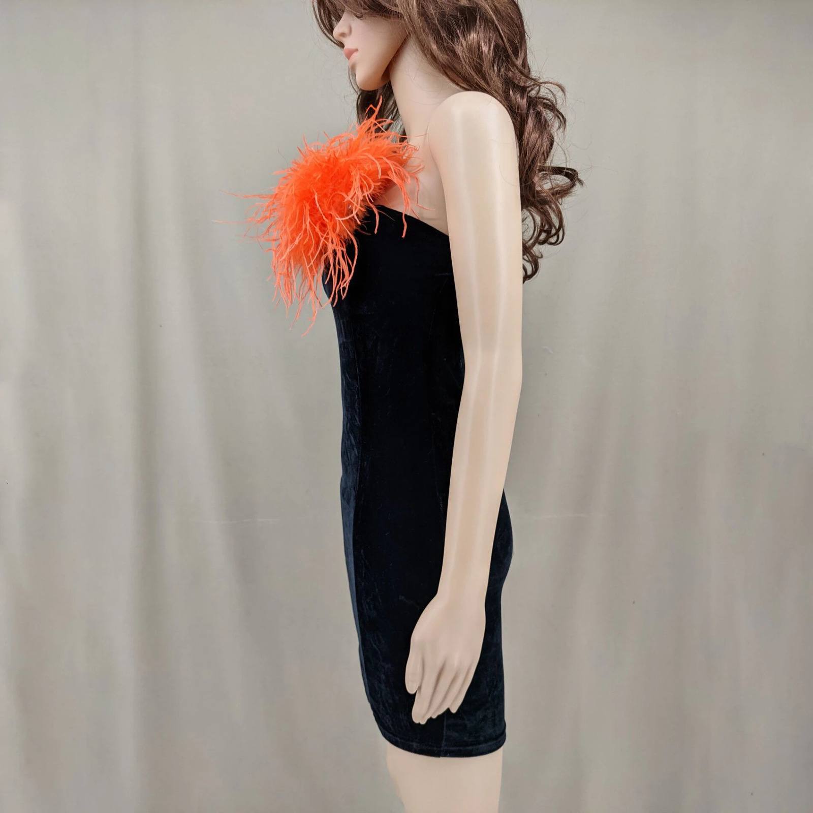 Real Ostrich Feather Brooch for Women Lapel Pins Hair Hat Accessories Vintage Floral Feathers Jewelry Gift 231012 250225