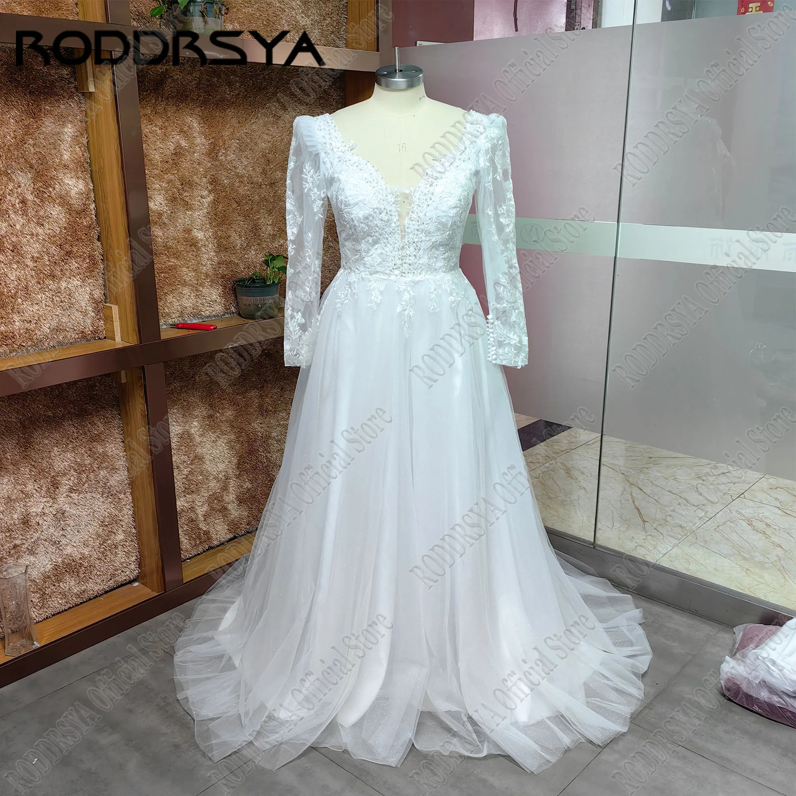 RODDRSYA Shiny Long Sleeves Wedding Dress ALine Lace Up Bridal Gowns Applique Beading VNeck Customized 250224
