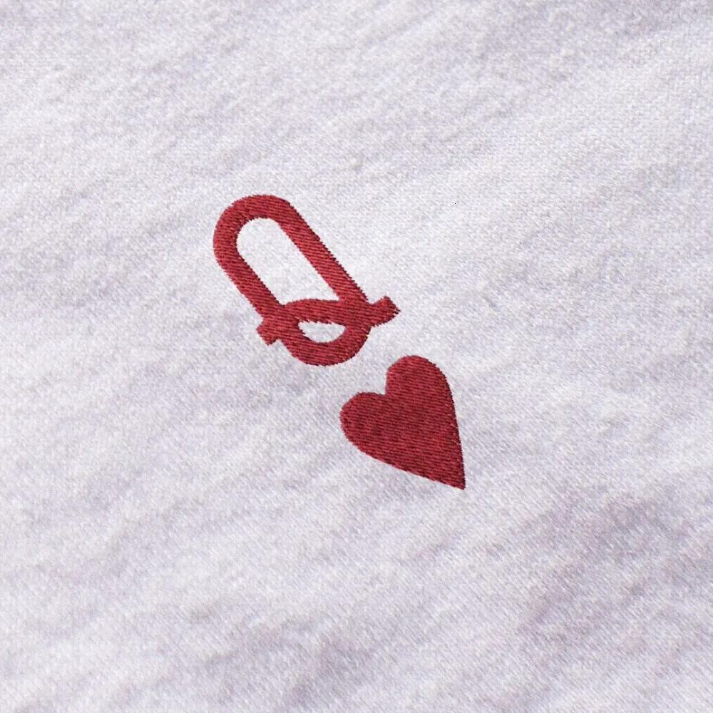 Queen of Hearts Letter Embroidered T Shirts Female White Loose Cotton Tops Tees Summer Short Sleeve Casual Shirt Women 250226