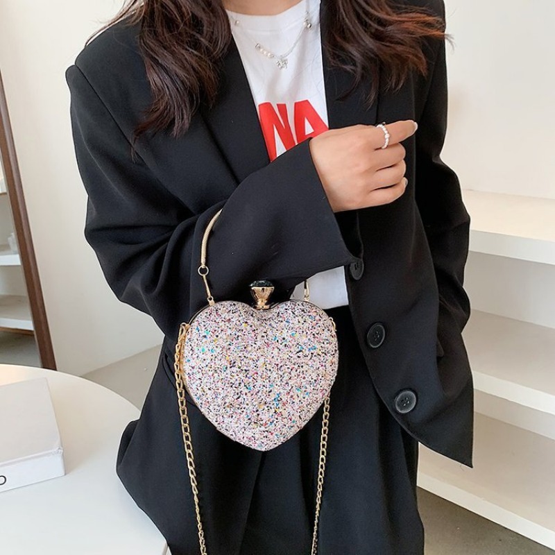 Summer-Ready Vintage Shoulder Bag - Elegant Crossbody Portable Love Accessory