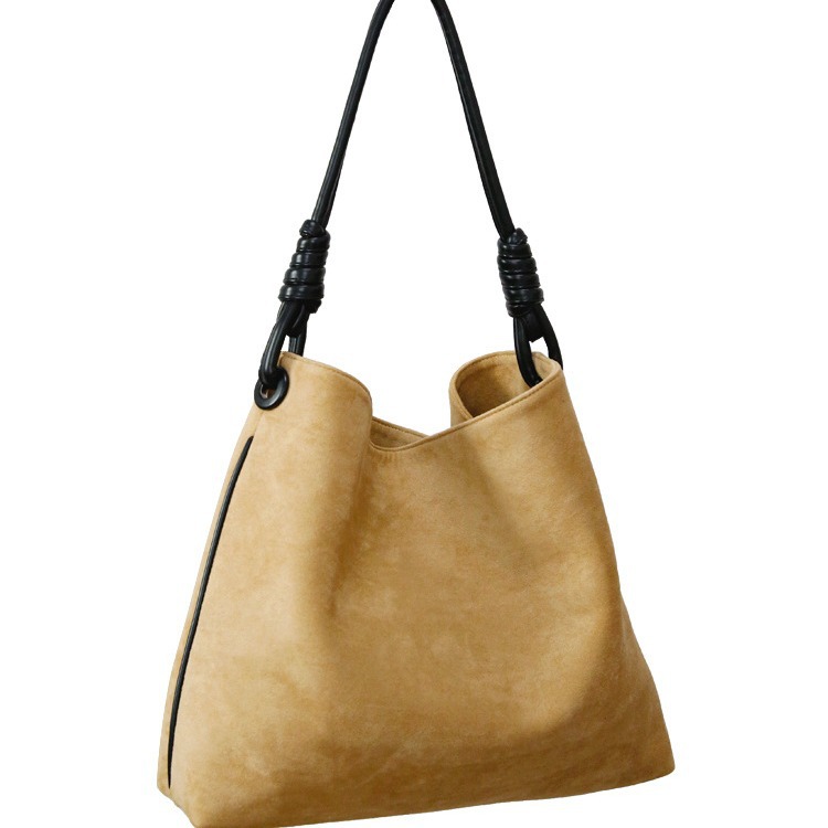 Women's Large Capacity Shoulder Bag - Vintage Suede Bucket Tote for Fall & Winter Season
