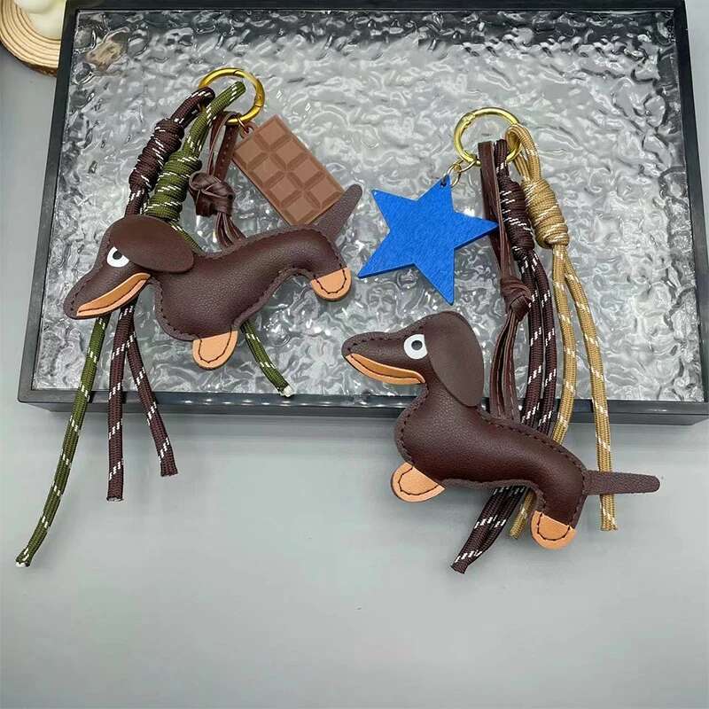 Classic Cute Puppy Dog Diy Bag Pendant Car Keychain Fashion Nylon Lanyard Multi-purpose Leather Dahund Key Ring Accessories