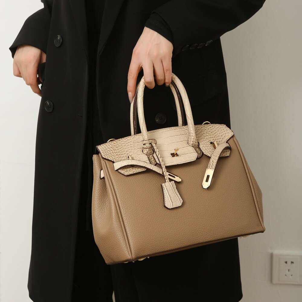 2024 New Commuter Fashion Mother and Child with Crocodile Pattern Splicing Handheld Single Shoulder Diagonal Cross Women's Bag 9018