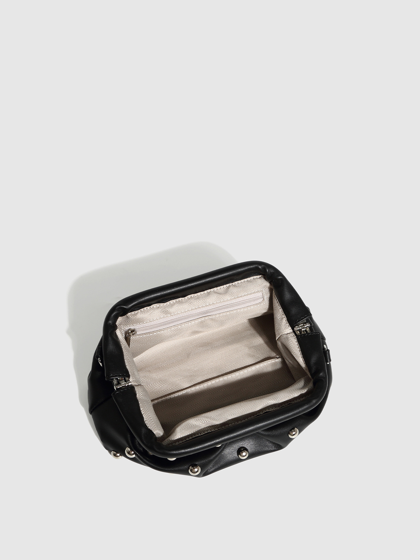 Chic Dumpling Design Handbag with Detailing - Multi-Functional Clutch or Shoulder Bag