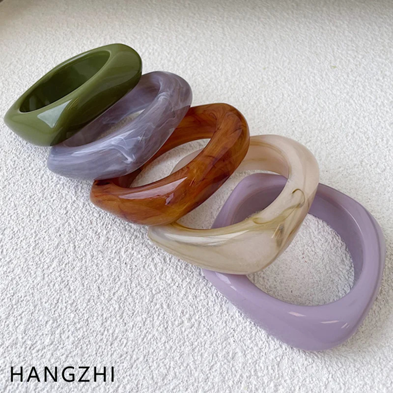Korean Retro Color Wave Wide Version Square Acrylic Resin Bangle Bracelet for Women Girls Party Travel Jewelry HANGZHI 250225