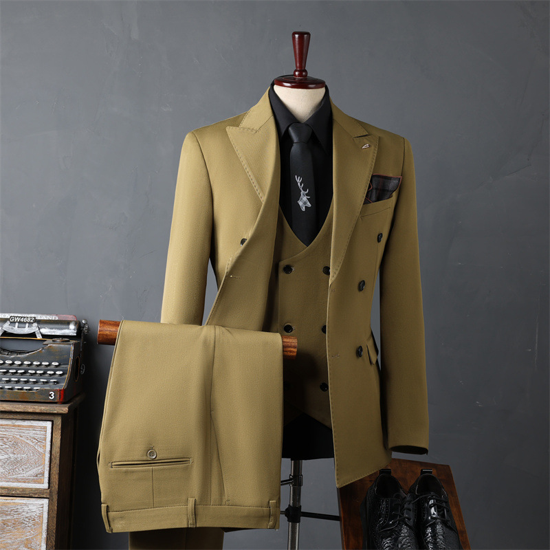B226Stylish Businessmen's Choice: Premium Men's Double-Breasted Suits with a Modern Touch