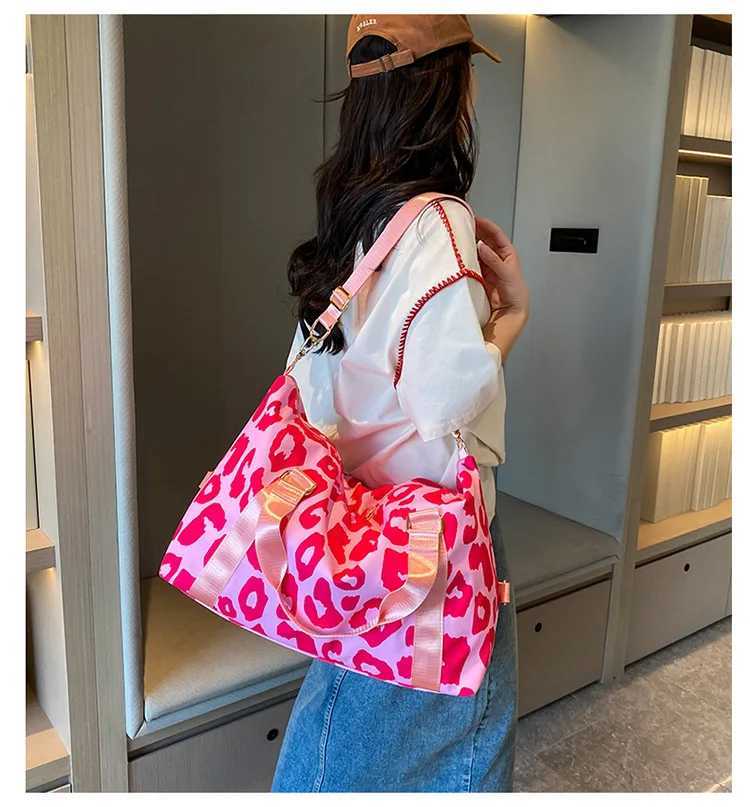 Diaper Bags New Travel Bag Short-distance Business Trip Bags Large Capacity Waterproof Travel Bag Fashionable Oxford Cloth Fitness Bag Y250227HX82